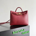 Bottega Veneta BV 810213 Small Andiamo bag BV9104