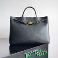Bottega Veneta BV 810214 Meduim Andiamo bag BV9032