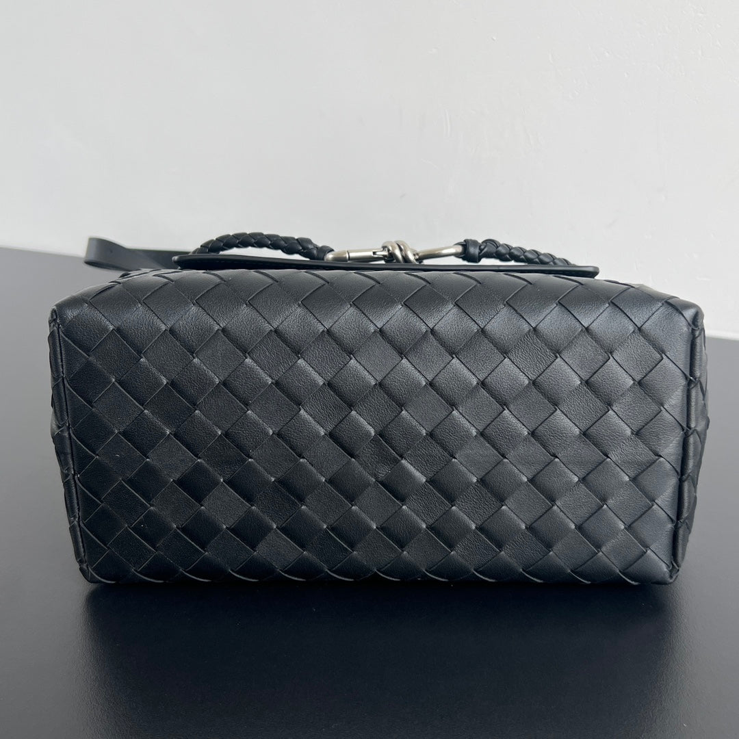 Bottega Veneta BV 815781V2HLD1208 Small Andiamo Messenger Black