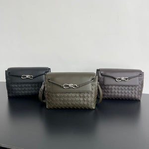 Bottega Veneta BV 815781V2HLD1208 Small Andiamo Messenger Green - Default Title - View 1