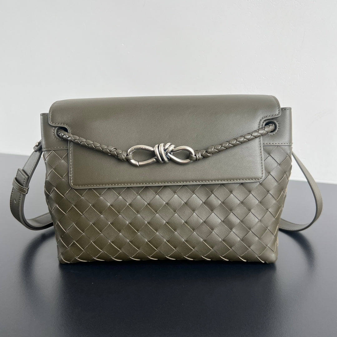 Bottega Veneta BV 815781V2HLD1208 Small Andiamo Messenger Green - Default Title - View 2