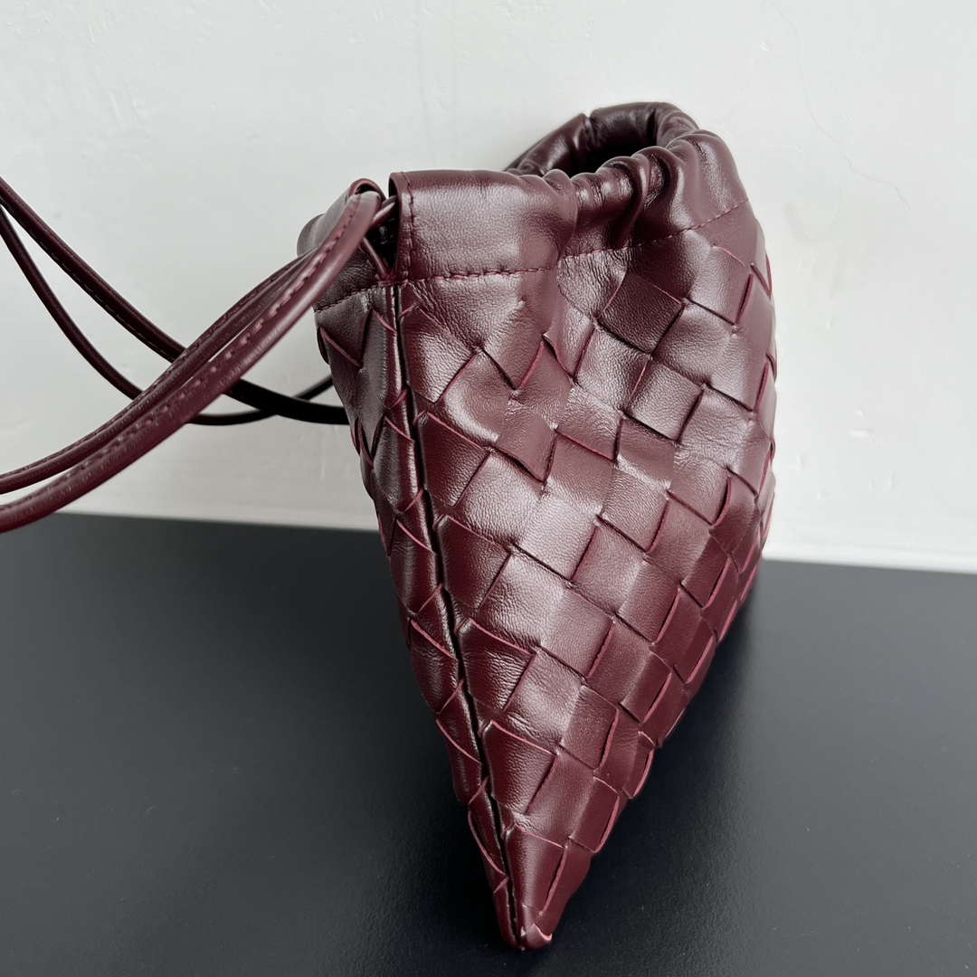 Bottega Veneta BV 816987V3IV18425 Small Dustbag Wine Red