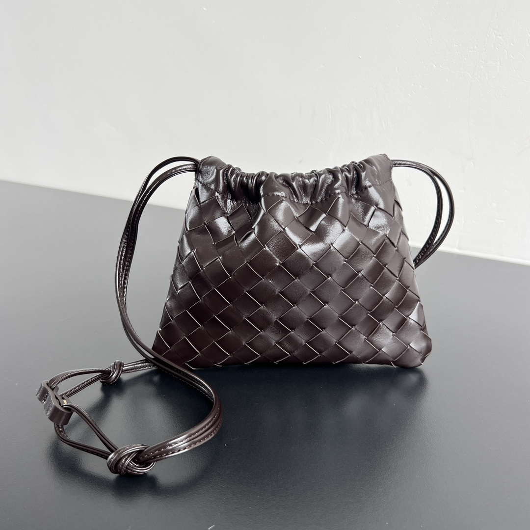 Bottega Veneta BV 816987V3IV18425 Small Dustbag Dark Brown