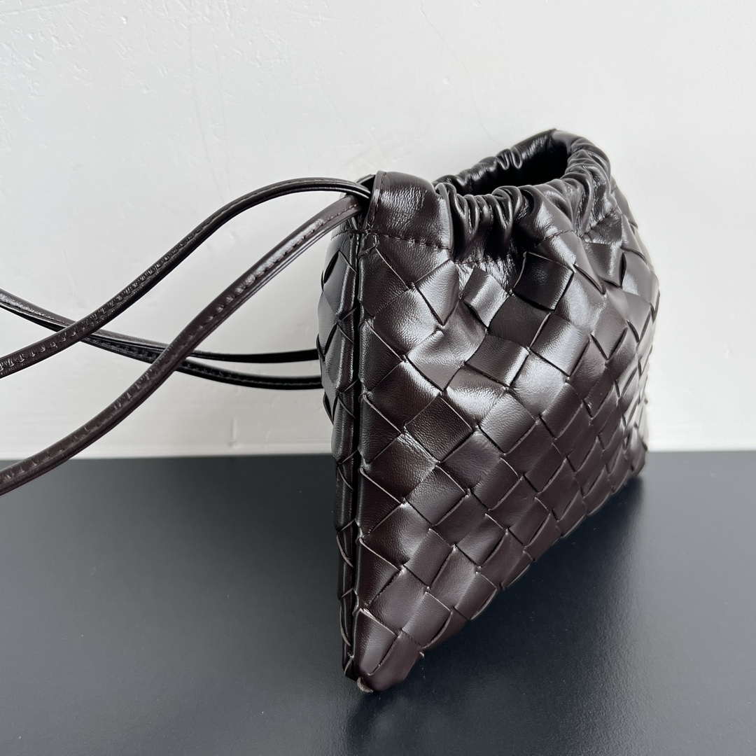 Bottega Veneta BV 816987V3IV18425 Small Dustbag Dark Brown