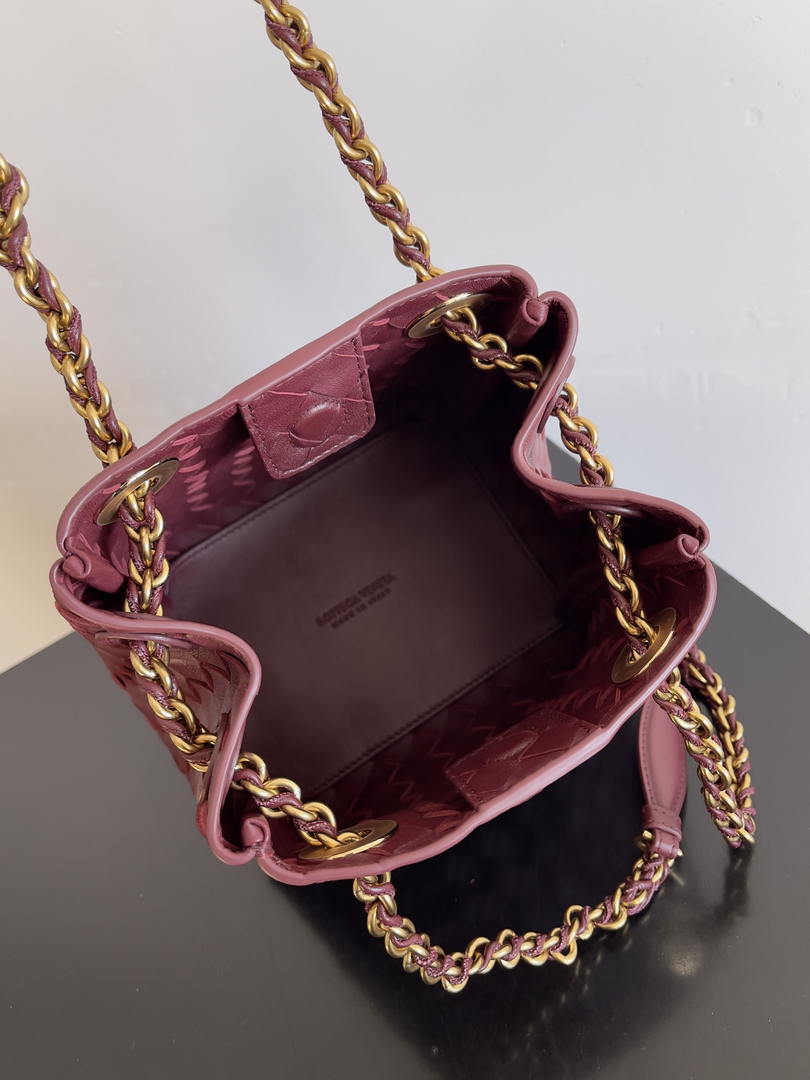 Bottega Veneta BV 817175V4SC59104 Small Parachute Chain Wine Red