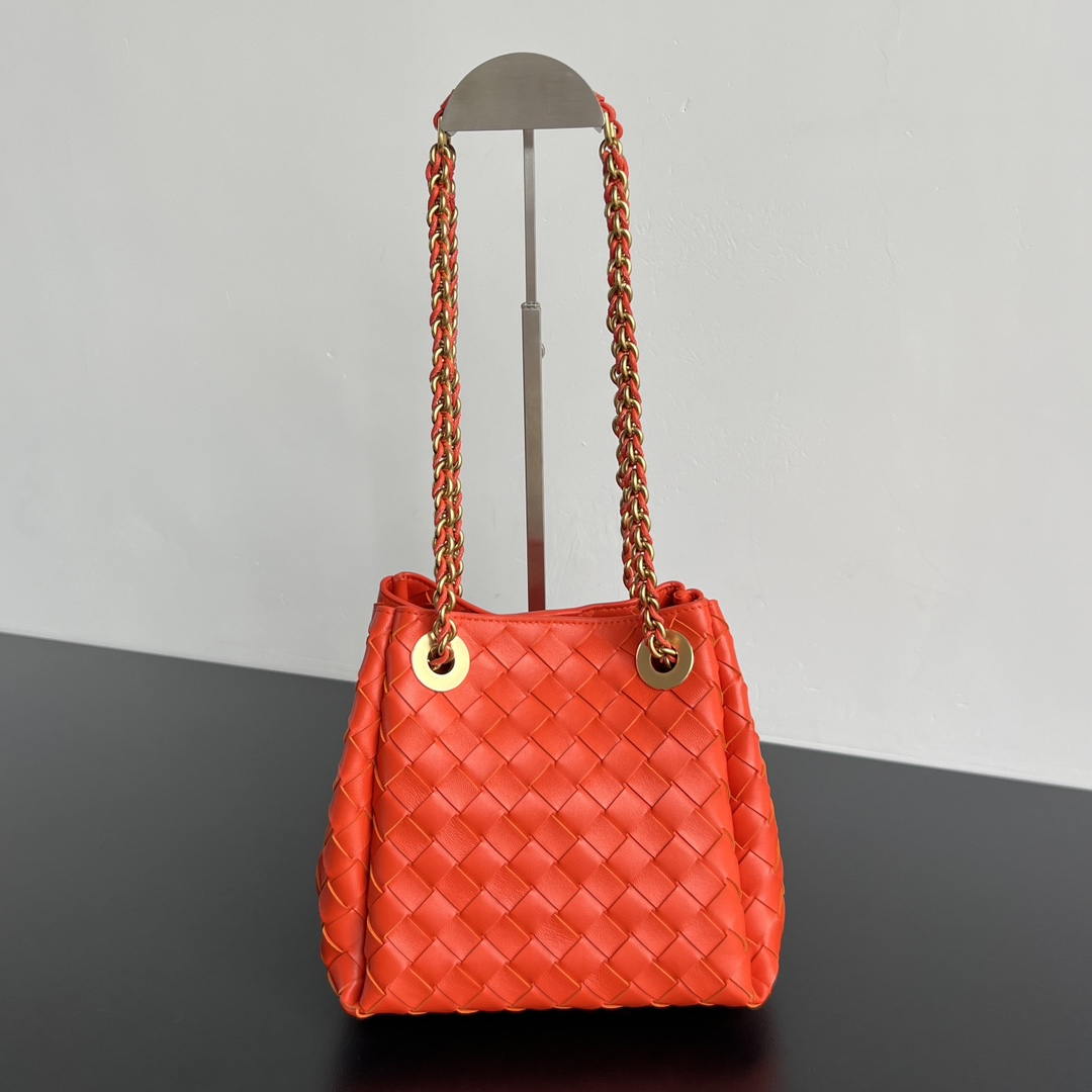 Bottega Veneta BV 817175V4SC59104 Small Parachute Chain Orange Red
