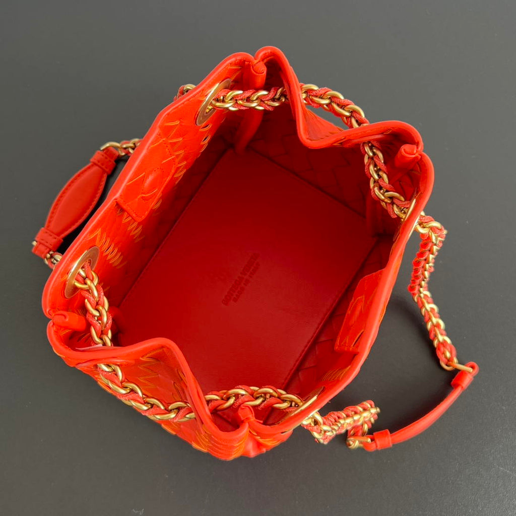Bottega Veneta BV 817175V4SC59104 Small Parachute Chain Orange Red