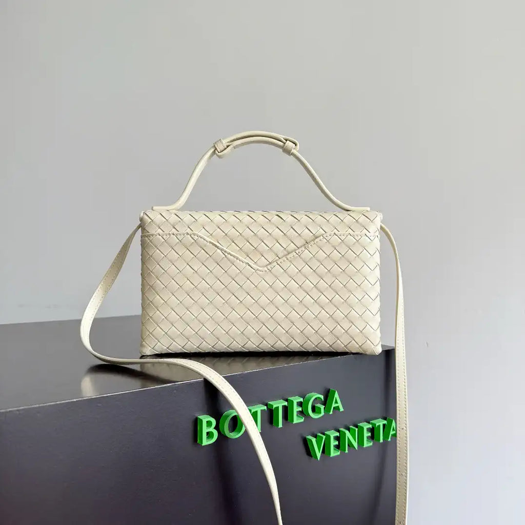 Bottega Veneta BV 817191 Knot Lock BV95102