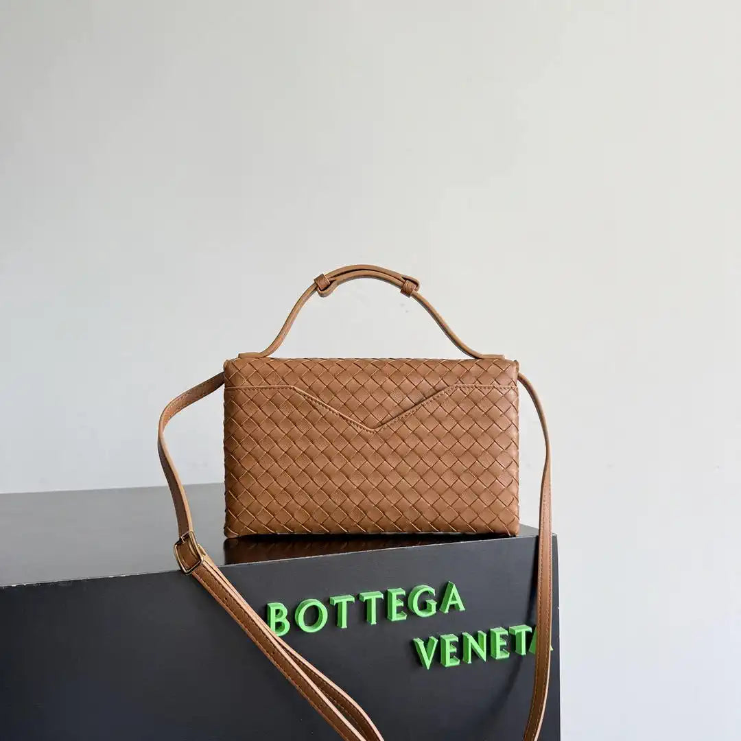 Bottega Veneta BV 817191 Knot Lock BV95105