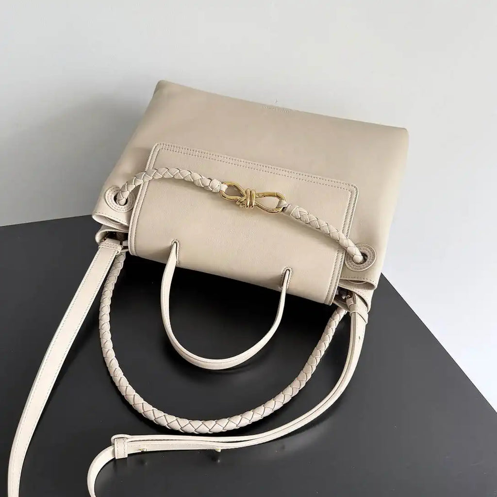 Bottega Veneta BV 817231  Medium Ciao Ciao Ecru
