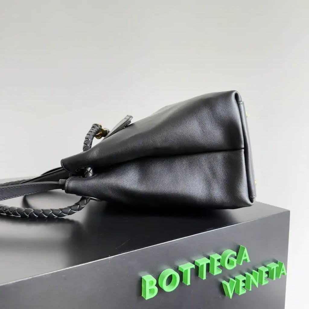 Bottega Veneta BV 817231  Medium Ciao Ciao Black