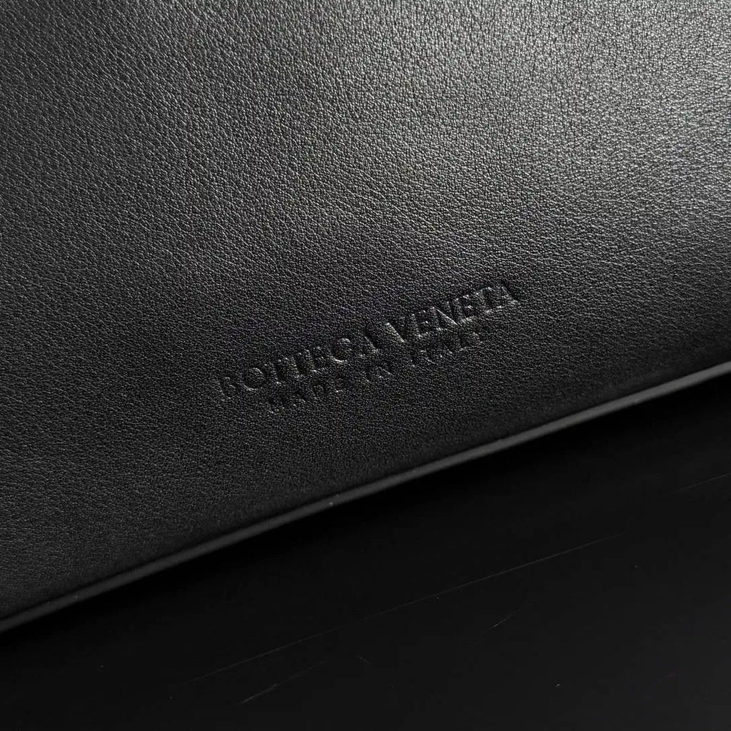 Bottega Veneta BV 817231  Medium Ciao Ciao Black