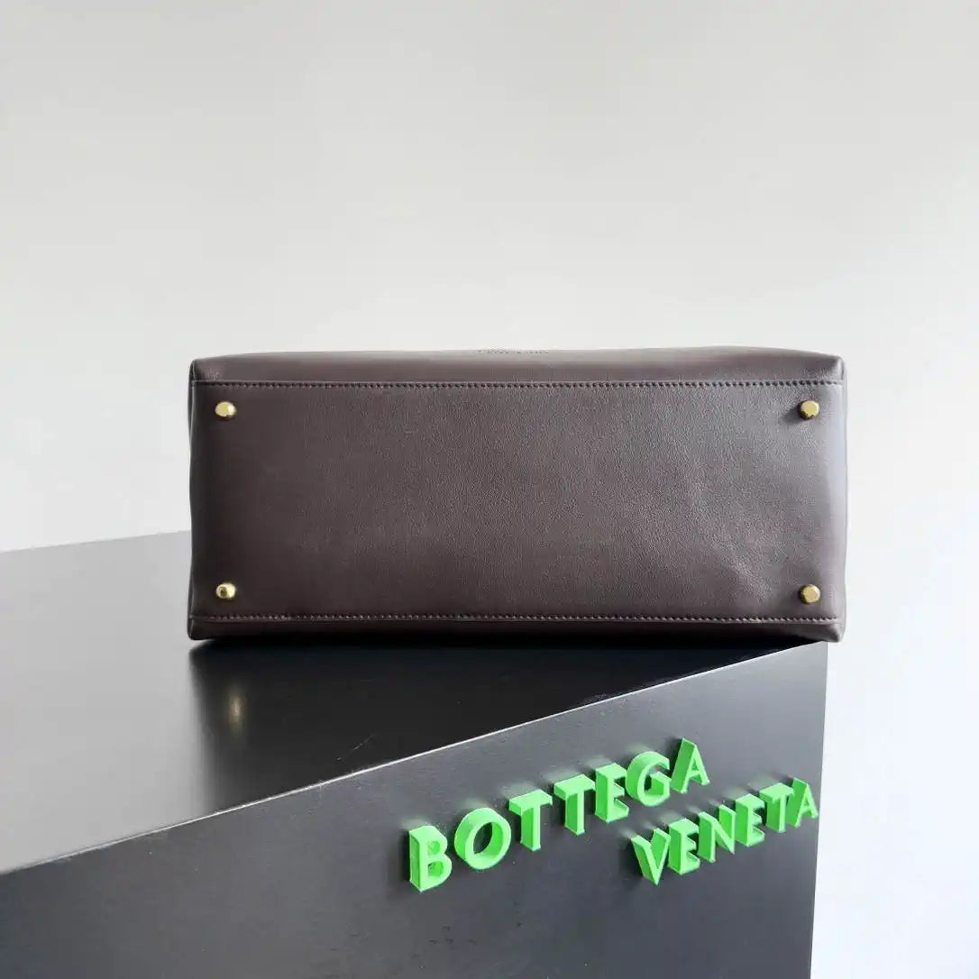 Bottega Veneta BV 817231  Medium Ciao Ciao Dark Brown