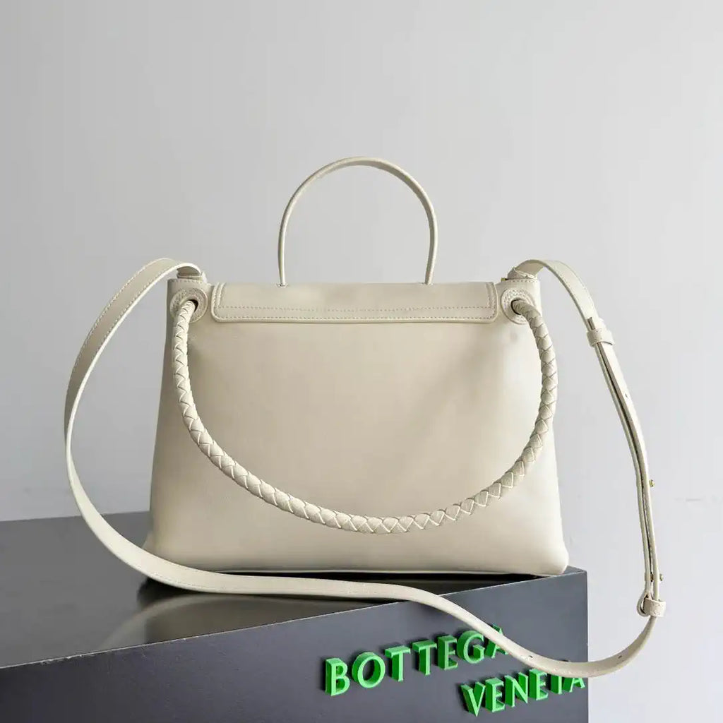 Bottega Veneta BV 817231  Medium Ciao Ciao White