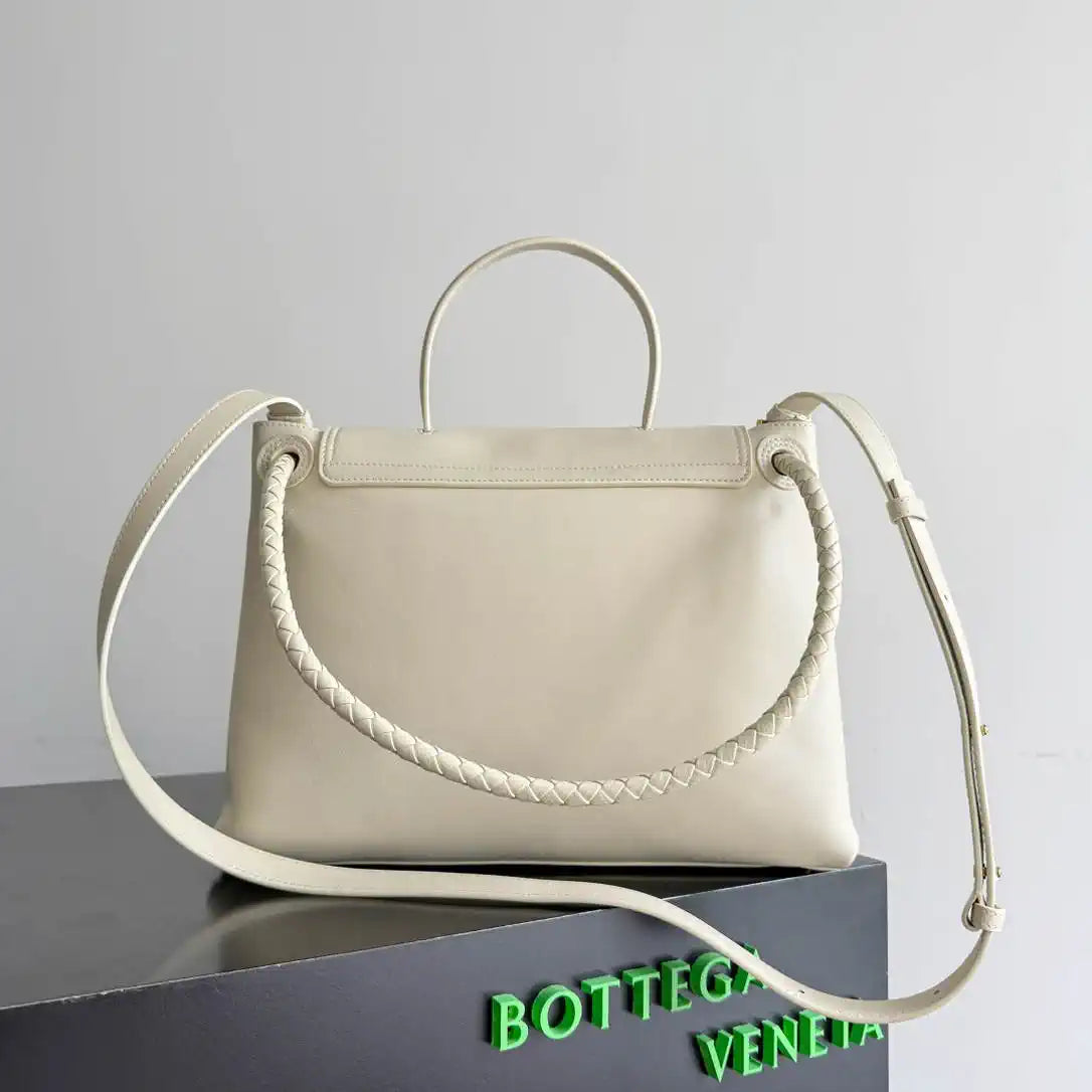 Bottega Veneta BV 817231  Medium Ciao Ciao White