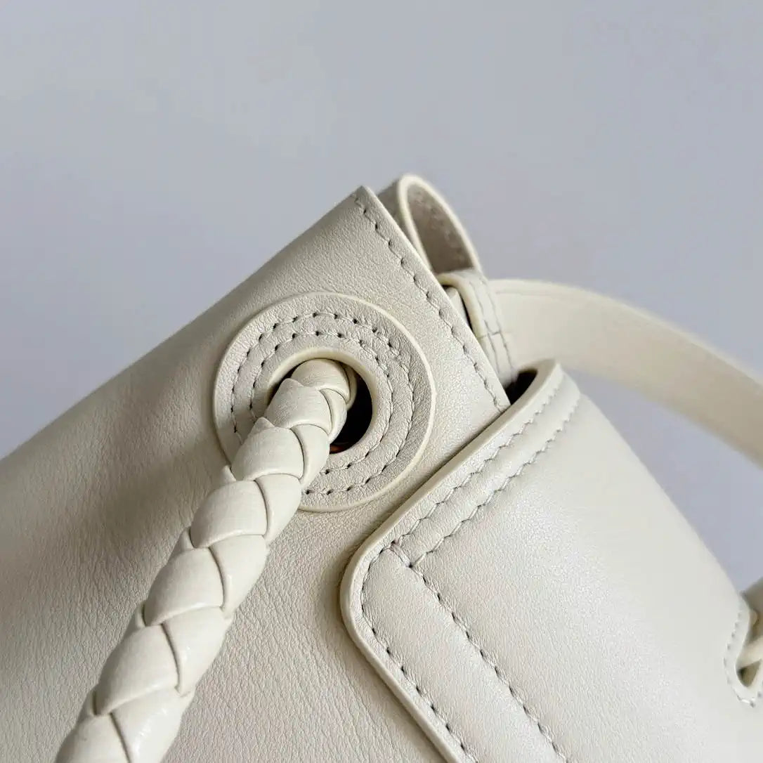 Bottega Veneta BV 817231  Medium Ciao Ciao White