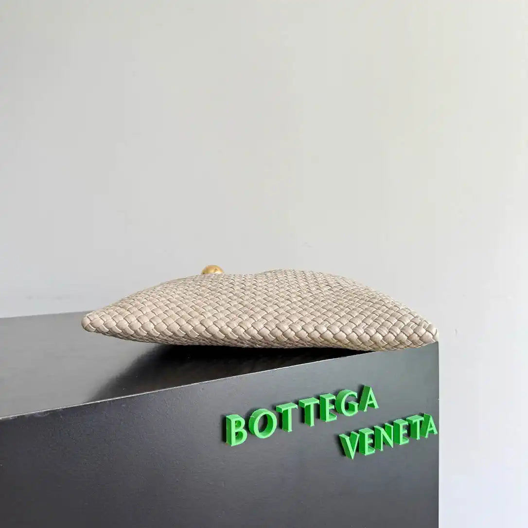 Bottega Veneta BV 826196 Tosca Baci Apricot