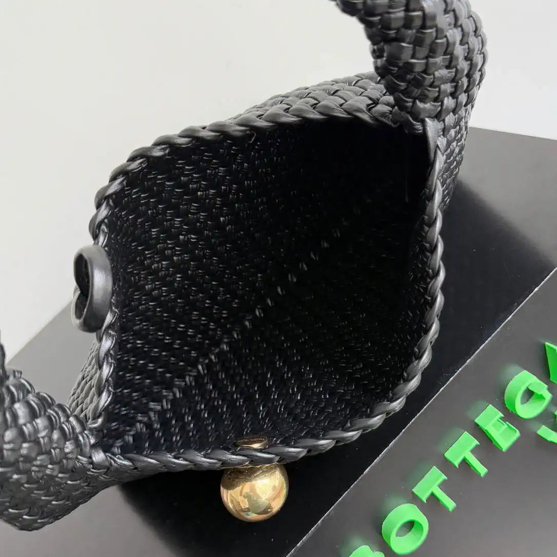 Bottega Veneta BV 826196 Tosca Baci Black