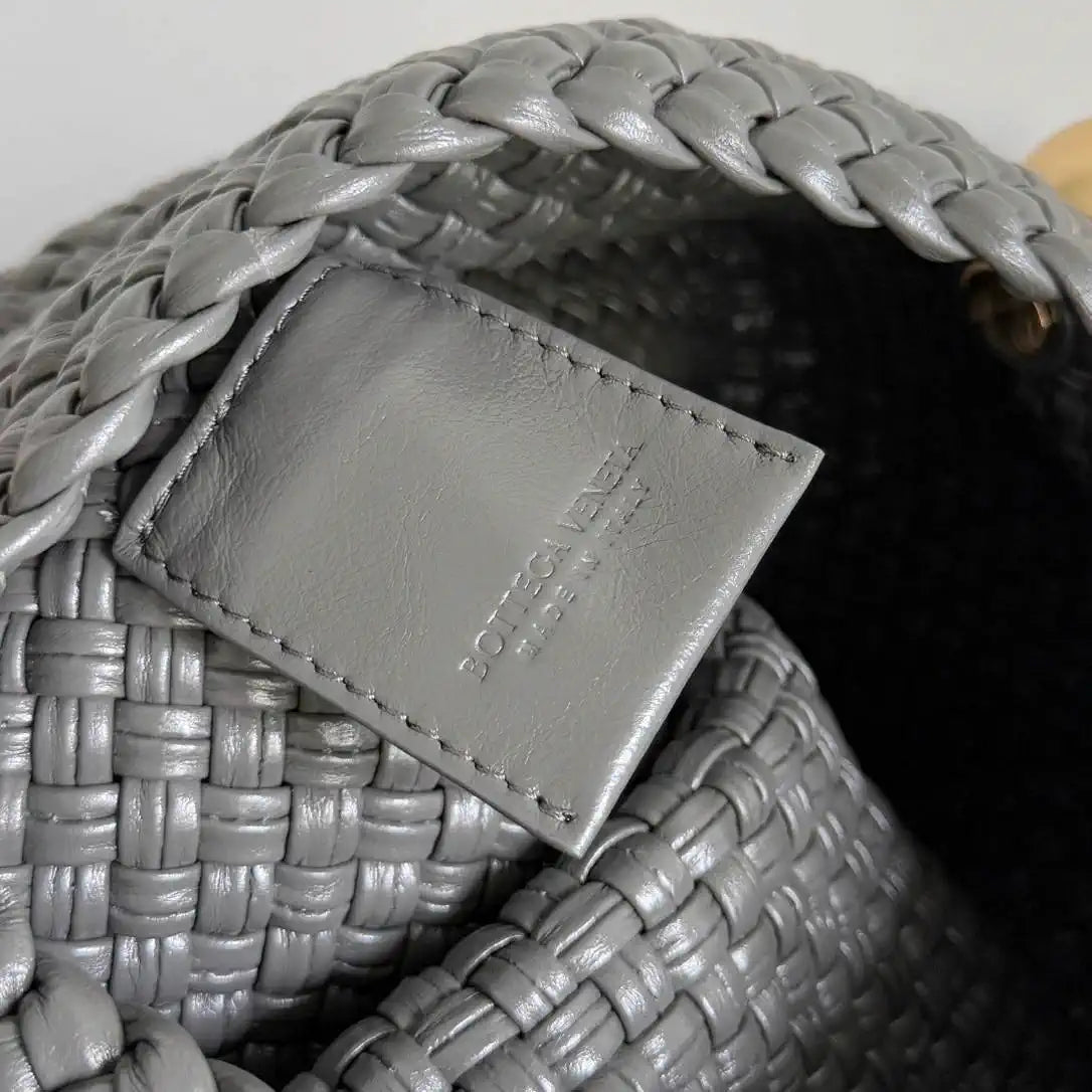 Bottega Veneta BV 826196 Tosca Baci Light gray