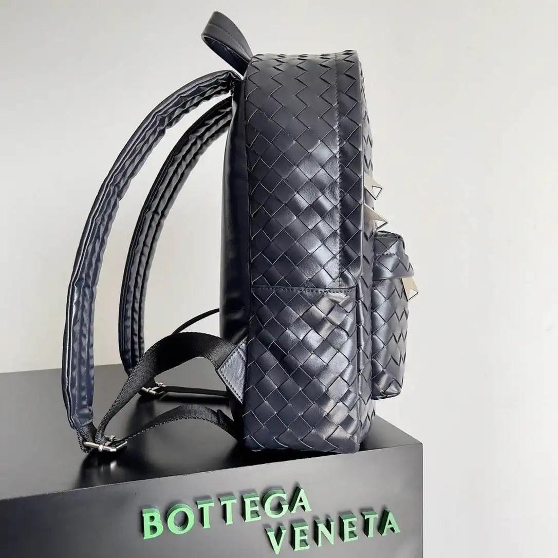 Bottega Veneta BV 828524 Small  Intrecciato Backpack BV99010