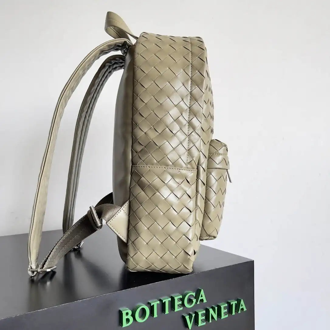 Bottega Veneta BV 828524 Small  Intrecciato Backpack BV99011