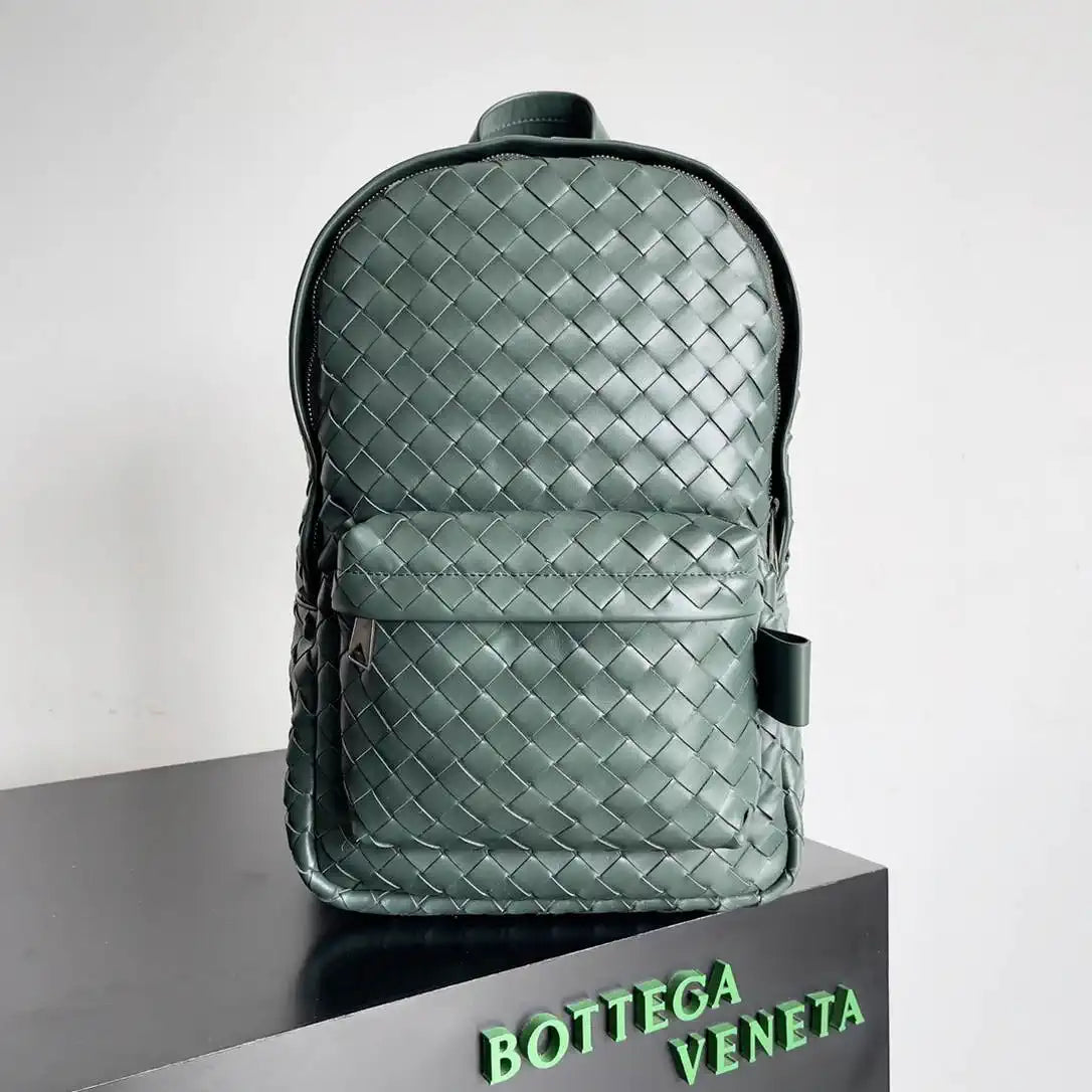 Bottega Veneta BV 828524 Small  Intrecciato Backpack BV99015
