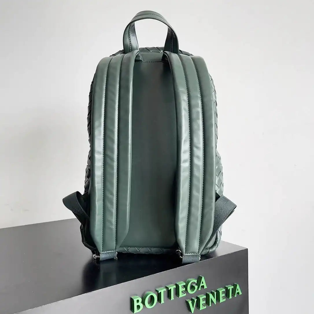Bottega Veneta BV 828524 Small  Intrecciato Backpack BV99015