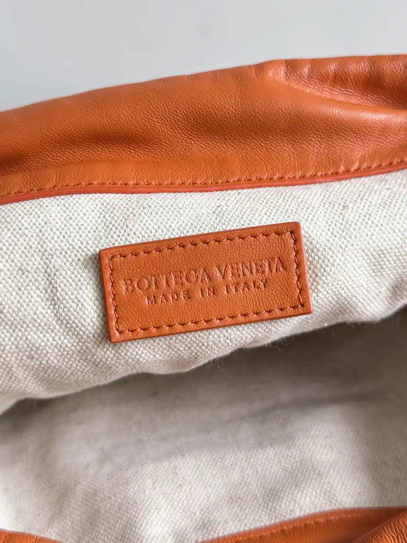 Bottega Veneta BV 829218 Dustbag Lafite Nature burnt orange