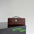 Bottega Veneta BV 836810 Long Clutch Andiamo Crocodile With Handle Bv99036