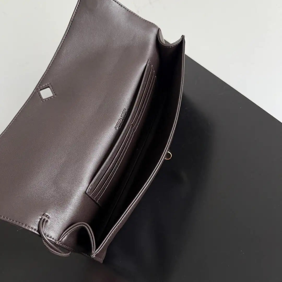 Bottega Veneta BV 843797 Long Clutch Andiamo Nappa Leather With Handle Bv99031