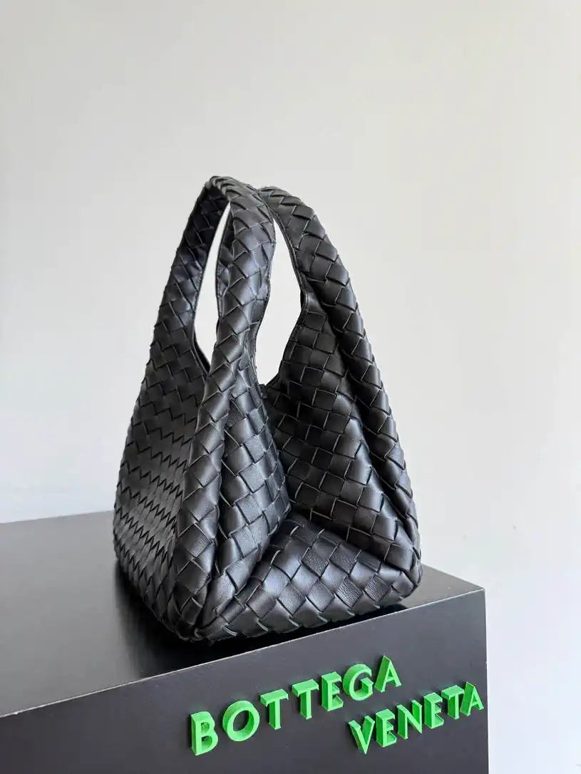 Bottega Veneta BV 844249V4SC01019 Medium Campana Black