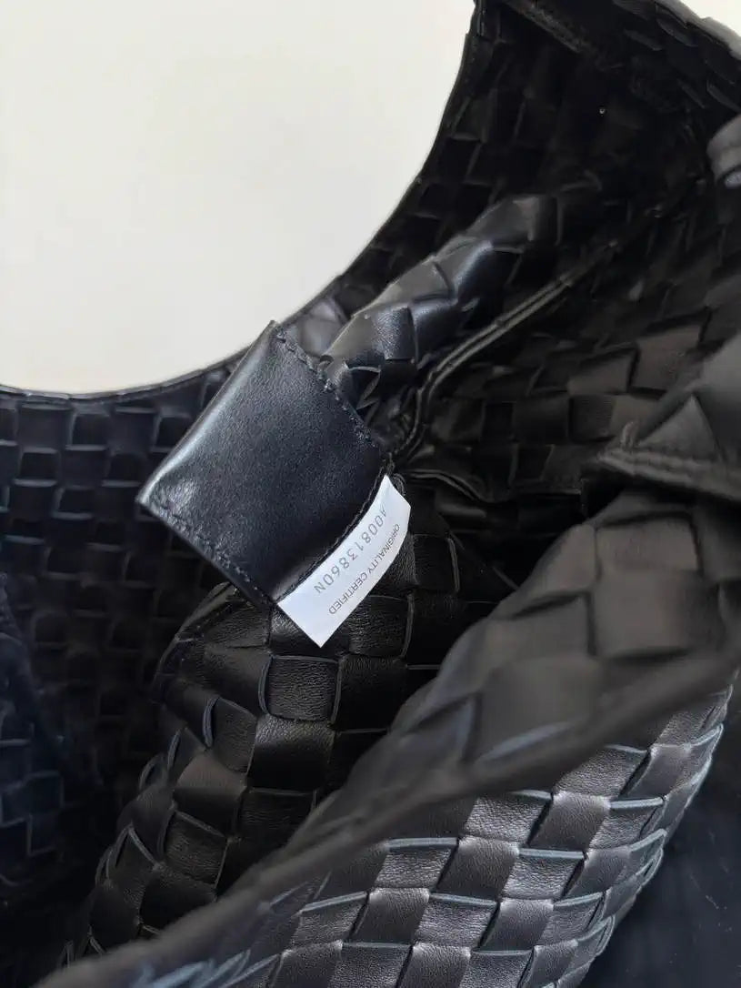 Bottega Veneta BV 844249V4SC01019 Medium Campana Black