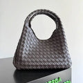 Bottega Veneta BV 844249V4SC01019 Medium Campana Brown