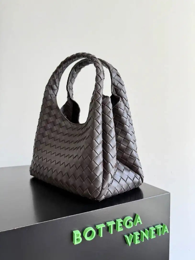 Bottega Veneta BV 844249V4SC01019 Medium Campana Brown