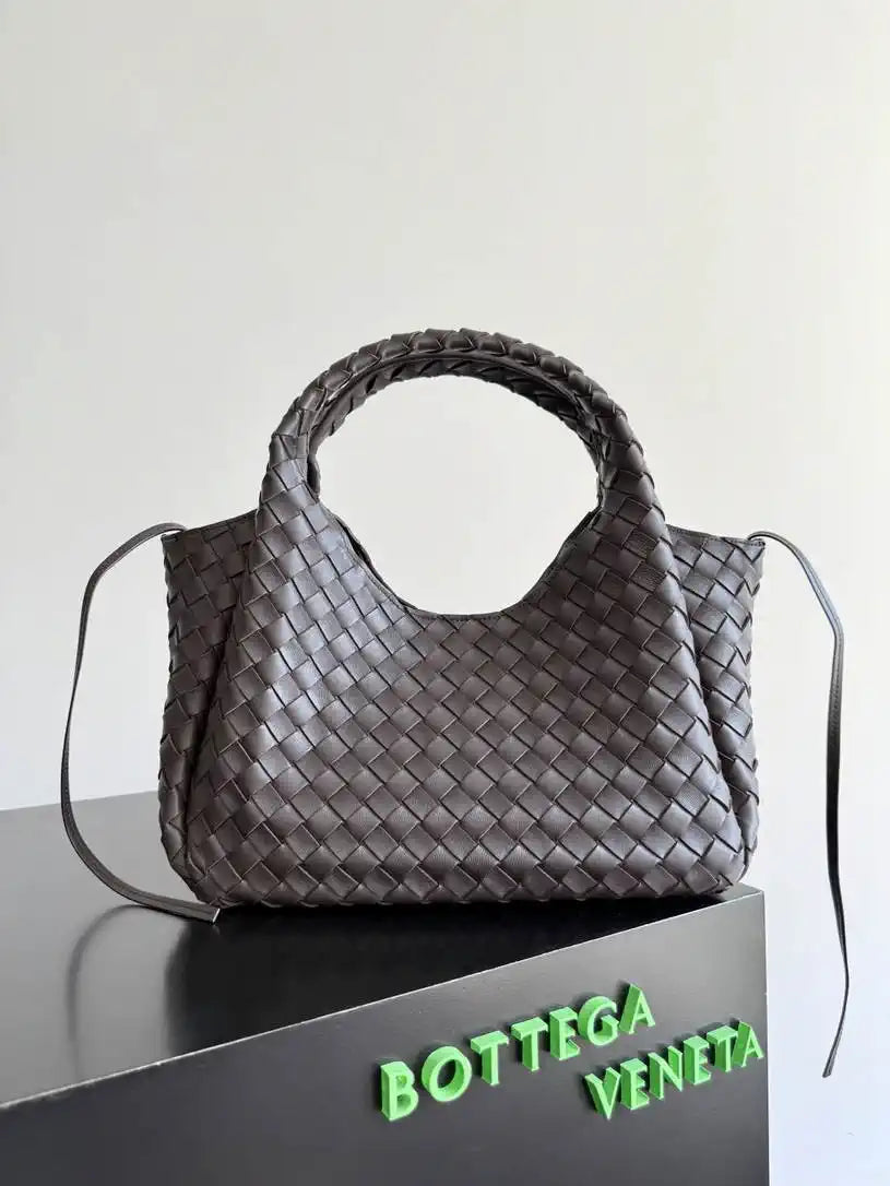 Bottega Veneta BV 844249V4SC01019 Medium Campana Brown