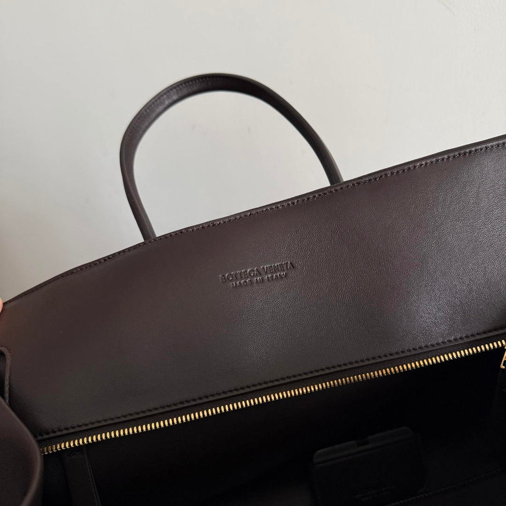 Bottega Veneta BV 868327 Barbara Tote BV92304