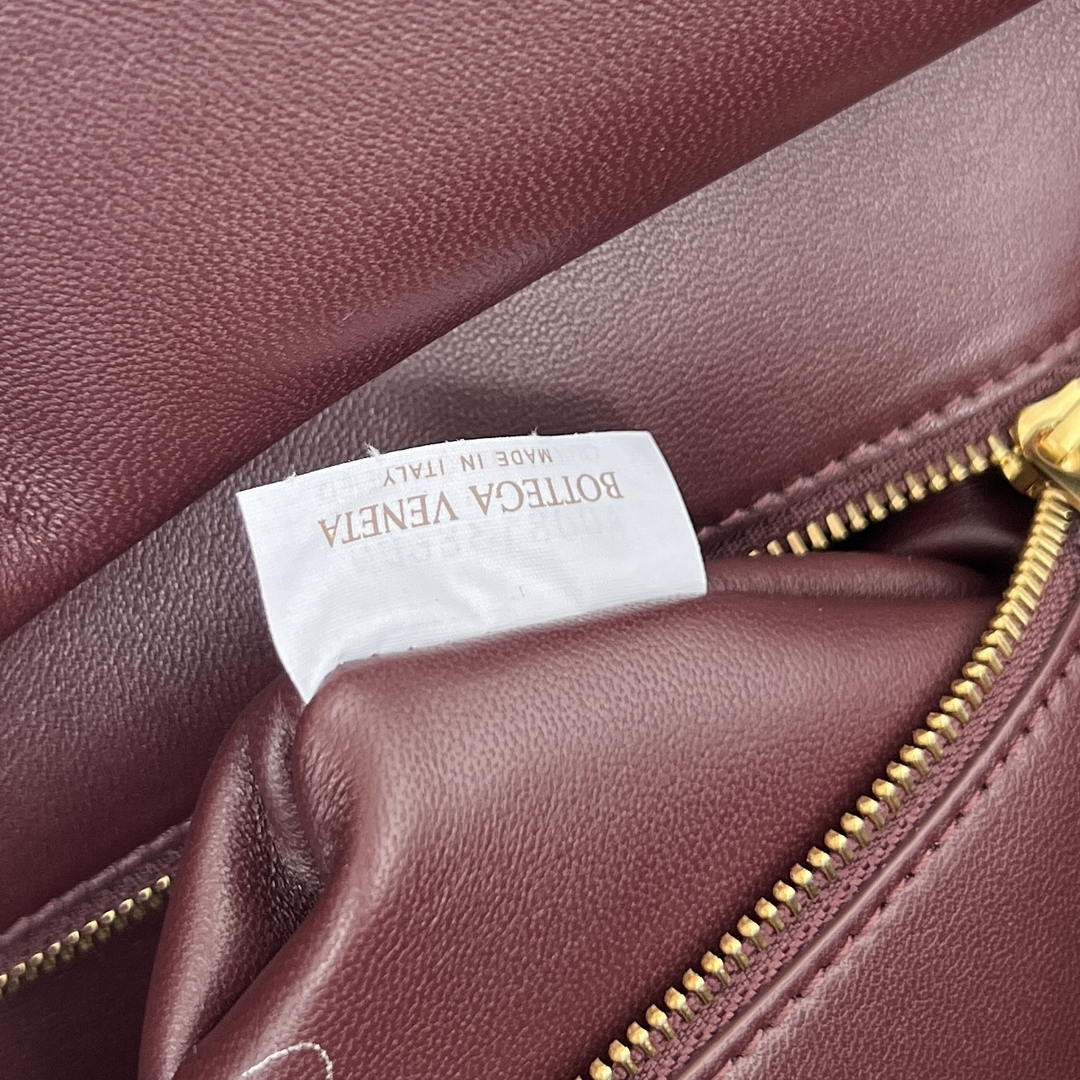 Bottega Veneta BV 868327 Barbara Tote BV92302