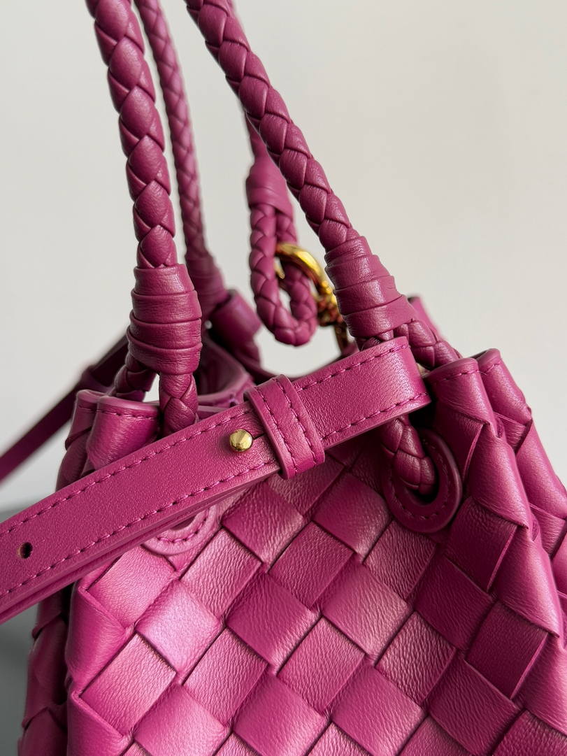 Bottega Veneta Small Andiamo Parachute BV 796569VCPPT8060 BV92129