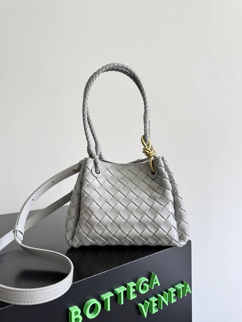Bottega Veneta Small Andiamo Parachute BV 796569VCPPT8060 BV92130