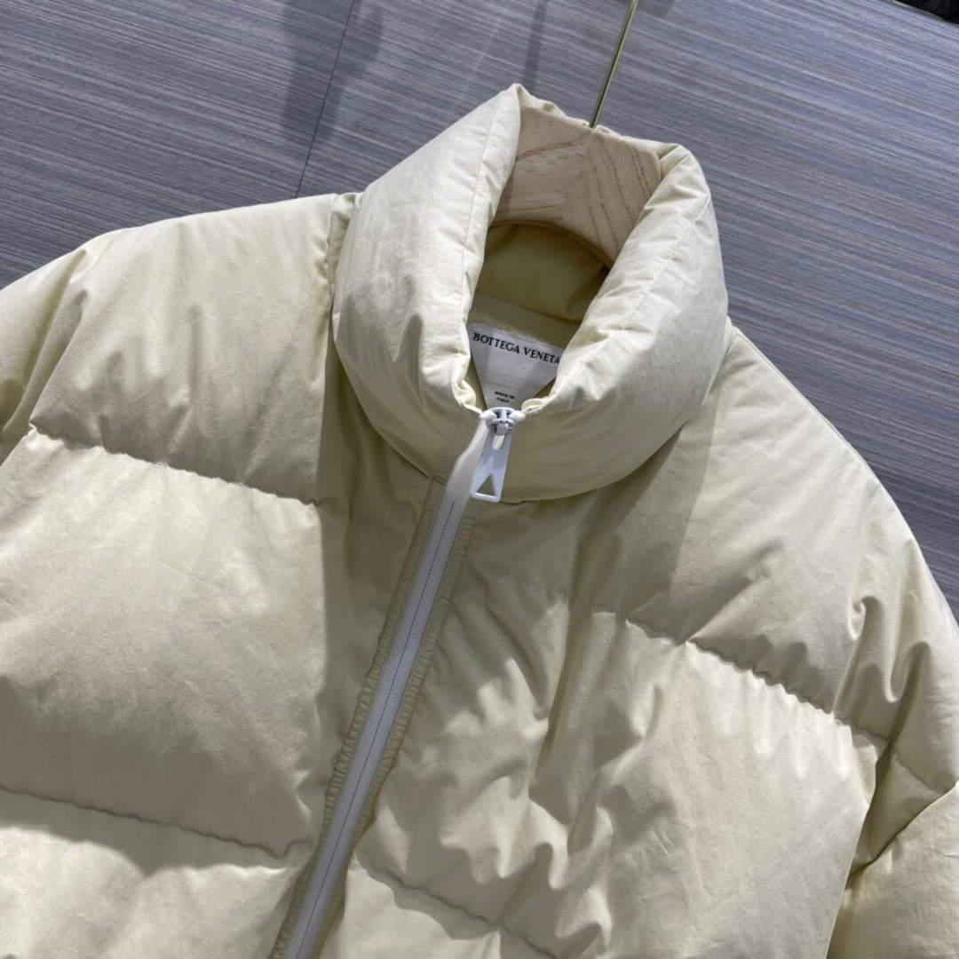 Bottega Veneta Women's Down Jacket Clothing Yellow 88034