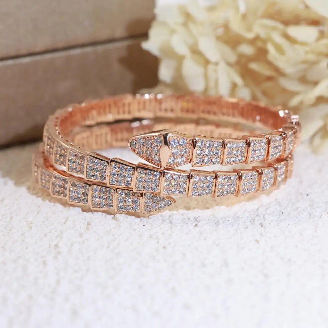 Bulgari  Studded Serpant kada Bracelet 361223
