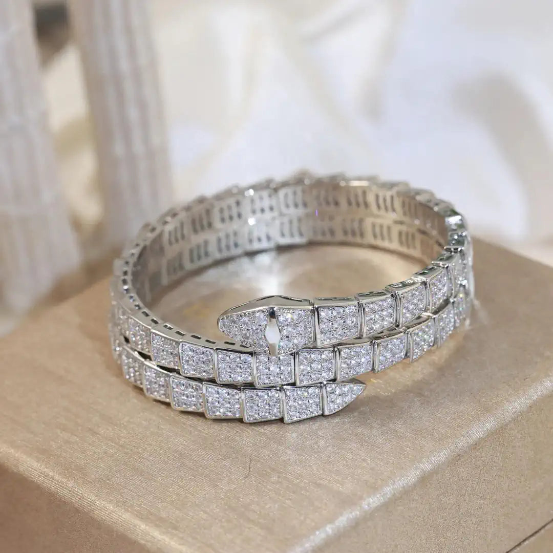 Bulgari  Studded Serpant kada Bracelet 361223