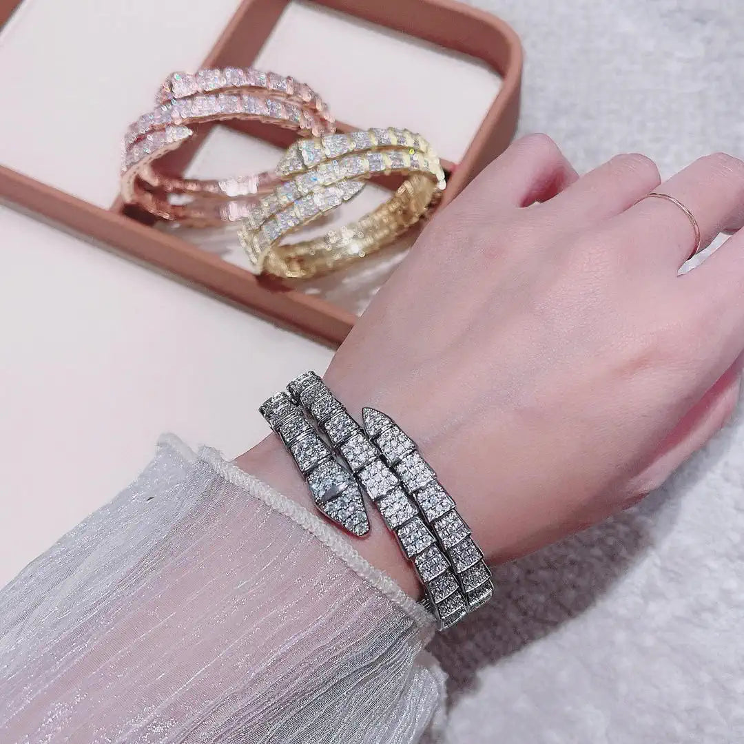 Bulgari  Studded Serpant kada Bracelet 361223
