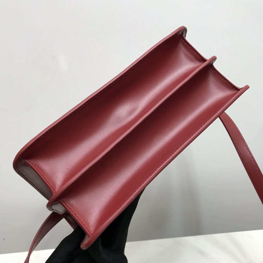 Burberry 80103371 Medium Leather TB Bag Wine Red