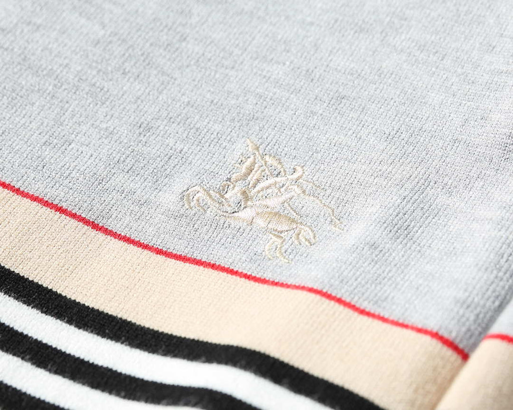 Burberry Men's 80636341 Embroidered Oak Leaf Crest Wool Sweater B70020