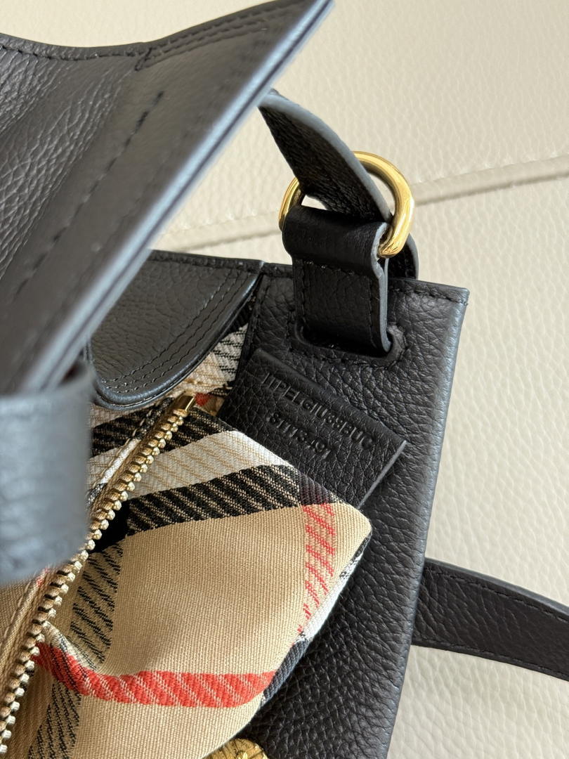 Burberry Mini Cotswolds Tote 81145901 Bag Black