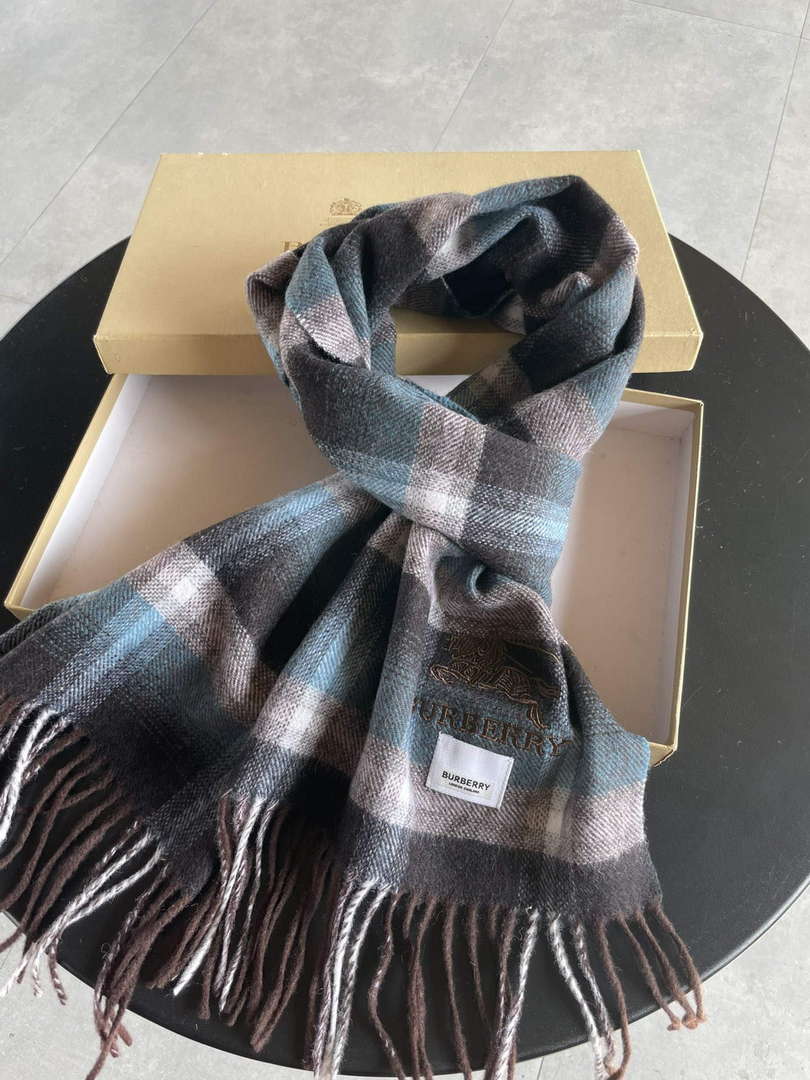 Burberry Scarves Classic Scarf B87393 - Default Title - View 1