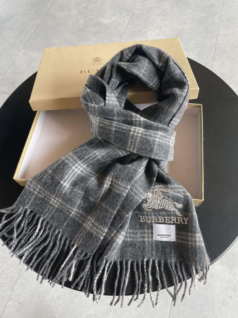 Burberry Scarves Classic Scarf B87394 - Default Title - View 1