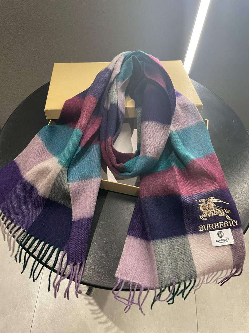 Burberry Scarves Classic Scarf B87400 - Default Title - View 1