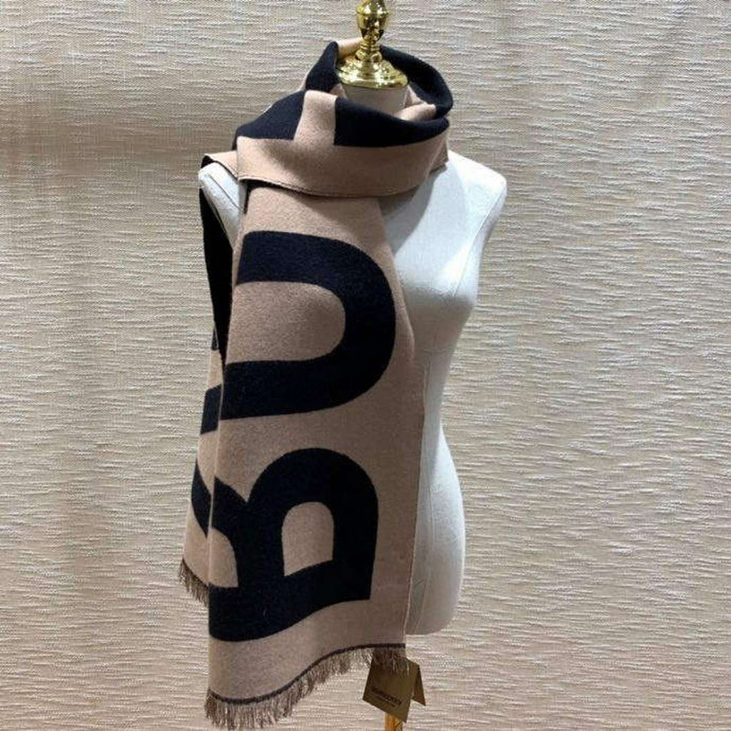 Burberry Scarves Classic Scarf B87411